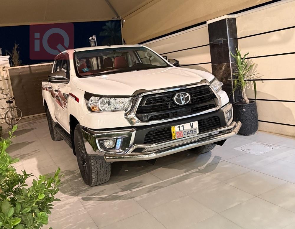 تويوتا هايلوكس